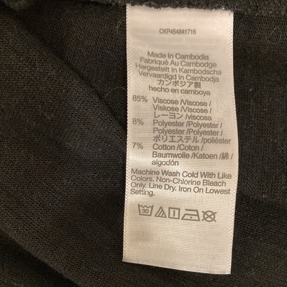 Madewell V-neck Black T-shirt dress, size extra small - Picture 3 of 6